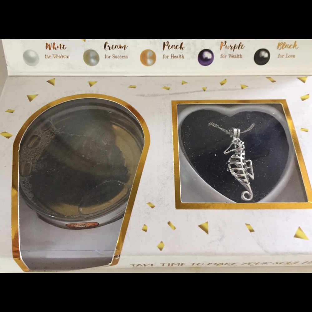 New Simply Southern Seahorse Necklace!